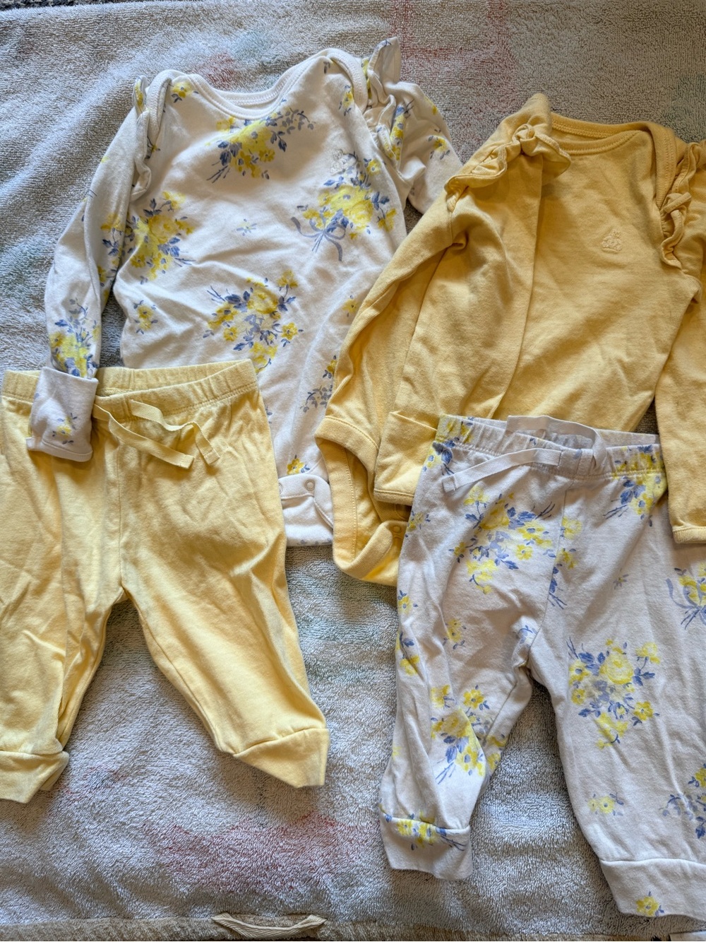 Baby Girl Yellow Floral & Solid mix and match Set - 2-Pack